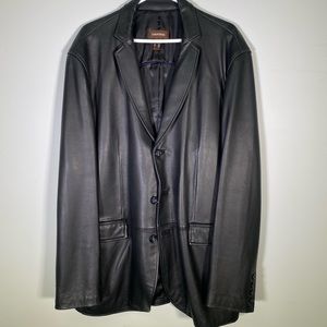 Danier mens black leather button down jacket